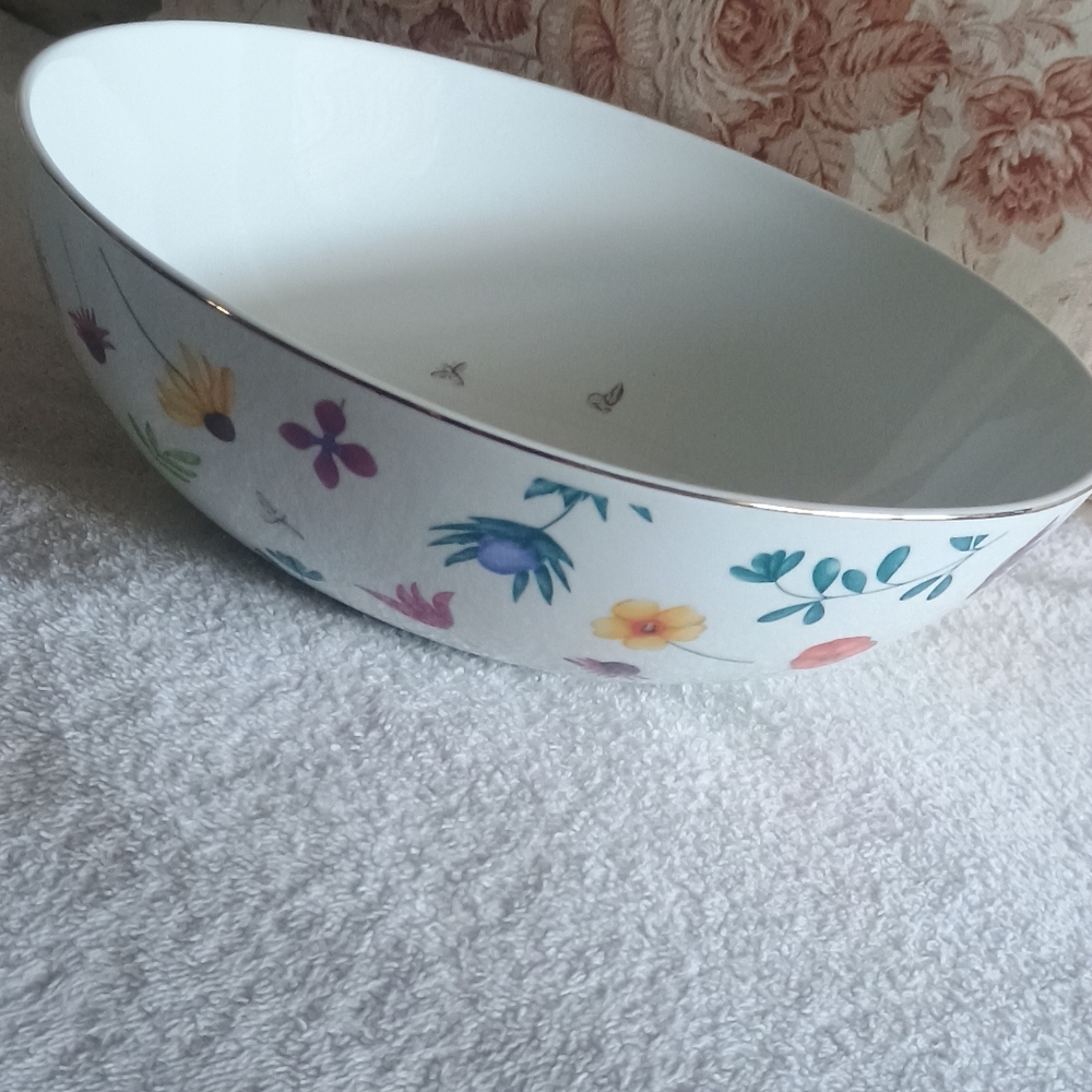 Disney Winnie the Pooh Serving Bowl - Picture 3 of 4